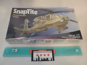 Monogram Models Snaptite 1129 Apache Helicopter 1:72 No Glue Desk Top Skill 1 - Picture 1 of 6