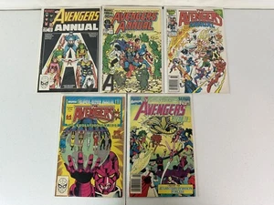 Marvel Comics The Avengers - 5 Vintage 80s Annual Book Lot - 12, 13, 15, 17 & 18 - Picture 1 of 7