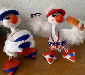ANNALEE "STARS-STRIPES GIRL & BOY DUCKS PATRIOTIC BEACH PARTY #260619-260519 - Bild 1 von 8