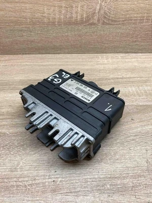 032906026E 0261203304  Engine control unit/module ECU Fits for Volkswagen Golf I - Immagine 1 di 4