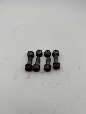 Porcas e parafusos de montagem de eixo dianteiro automático Infiniti G35 2007-2008 fabricante de equipamento original - Imagem 1 de 4