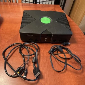 Consola Microsoft Xbox REPUESTOS/REPARACIÓN - con todos los cables - Probado parpadea verde/rojo - Imagen 1 de 10