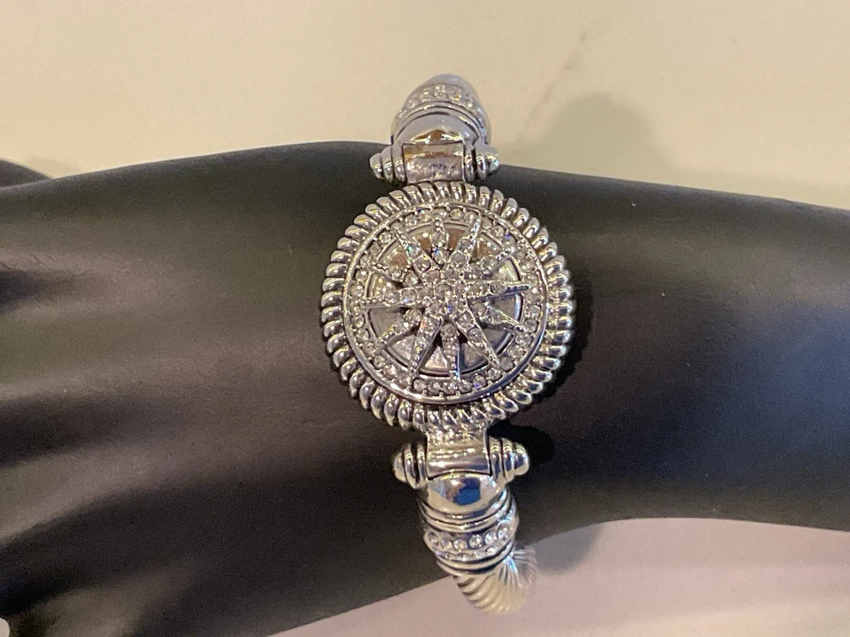 Vintage Rope Bracelet W/Rotating Bright White Rhinestone Sun, Beautiful Detail - Image 1 of 4