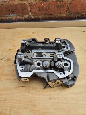 Harley Davidson CVO Touring 117ci CULATA DELANTERA 16500392 Foto 1 de 4