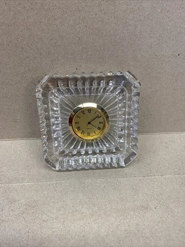 SMALL PAPER WEIGHT TYPE CRYSTAL CLOCK Cover