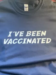 T-Shirt I've been vaccinated vaxed maderna pfizer impfung virus maßgeschneidert - Bild 1 von 11