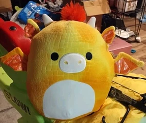 NUEVO Grande 11" Squishmallow Dieric el Dragón Amarillo Pelo Rojo 2024 Con Etiqueta - Imagen 1 de 8