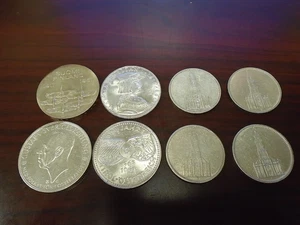 142 grams of .900 Fine Silver Foreign Coins total of 8 coins - Picture 1 of 8