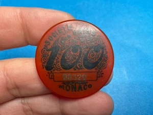 $100———SOCIETE DES BAINS--——MONACO CASINO CHIP————-BELLISSIMO-———Z-3878 - Foto 1 di 3