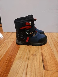 Botas de invierno Swiss Tech para niños pequeños, aisladas 3M, impermeables talla 9 nuevas con etiquetas - Imagen 1 de 4