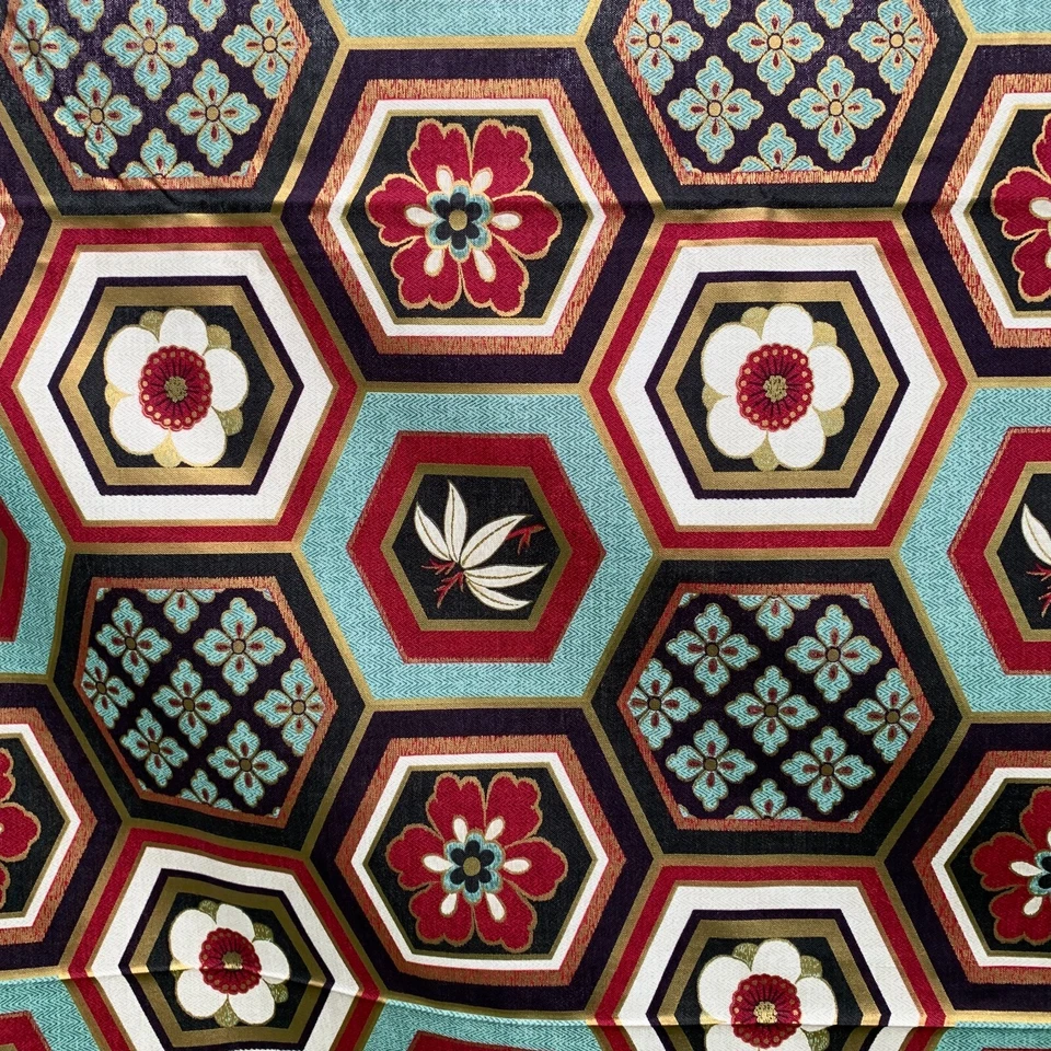 New Quilt Gate Fabric 2 yds Cotton Japanese Floral Hexagons Japan Excellent - Image 1 of 4