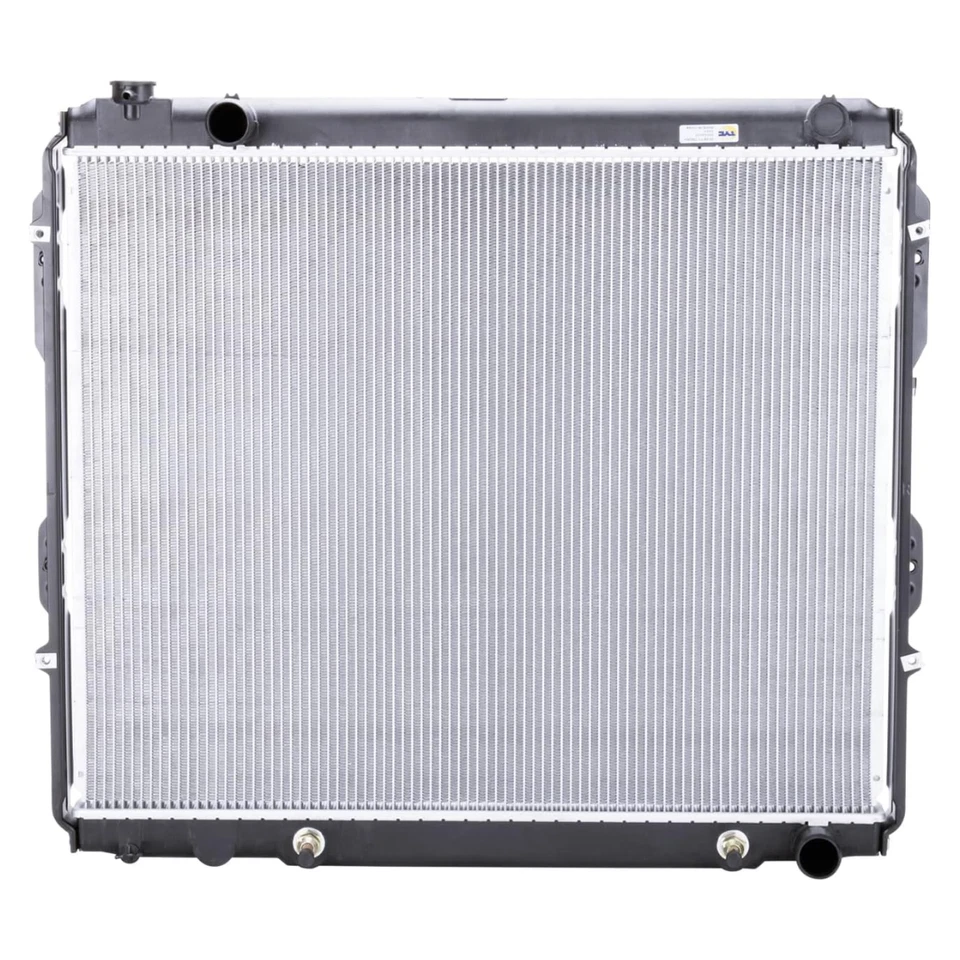 Conjunto de radiador TYC 2321 para Toyota Tundra 00-06 Foto 1 de 4