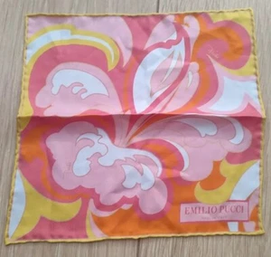 Emilio Pucci Pink & Yellow Abstract Print Silk Pocket Square New £179 - Picture 1 of 3