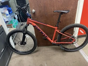 Giant Talon 2 (Red Clay) Size SMALL INV# 107627-1 RFV !!!!!!!PICK UP ONLY!!!!!!! - Picture 1 of 16