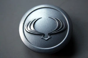 Original SsangYong C-110 Silver Alloy Wheel Center Plastic Cap Cover Hub Lid - Picture 1 of 5
