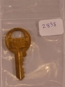 Master Lock Key # 2838 Replacement Padlock Amusement Vending Juke Slot Arcade - Picture 1 of 1