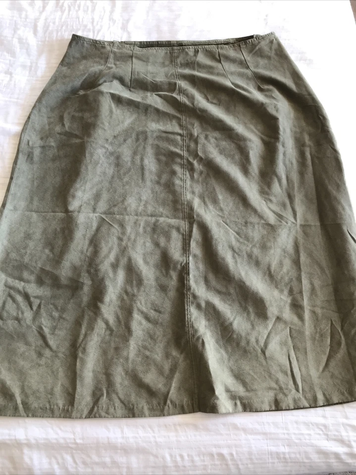 ALLISON MORGAN woman green soft faux SUEDE long skirt Zip, Slit Plus Sz 1X - Image 1 of 4