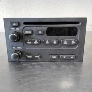 Audio & Visual Equip.(radio) CHEVY GEO TRACKER 00 01 02 03 04 - Picture 1 of 3