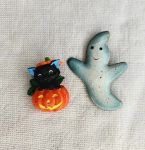 Cute Halloween Pins Black Cat In Pumpkin And Ghost Vintage Brooches - Picture 1 of 10