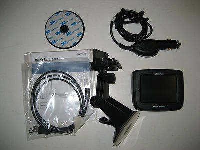Magellan RoadMate 2000 Automotive Mountable GPS Receiver - Image 1 of 4