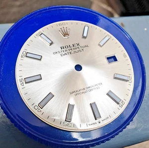Rolex DATEJUST 126300, 126334 esfera plateada usado auténtico 41 mm arañazos - Imagen 1 de 6