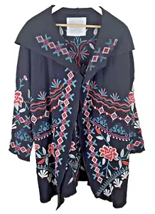 Caite bestickte Strickjacke Jacke Gr. XS schwarz Blumen Kapuze handgefertigt Staubtuch - Bild 1 von 11