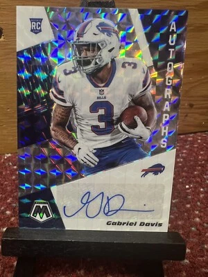 2020 Panini Mosaic Rookie Auto Mosaic Gabriel Davis #RA39 Rookie Auto RC - Image 1 of 2