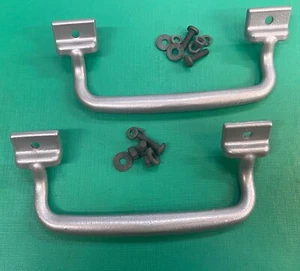 Maniglie e fissaggi porte interne nuove Land Rover serie 2 2a 3 x2 306460 - Foto 1 di 1