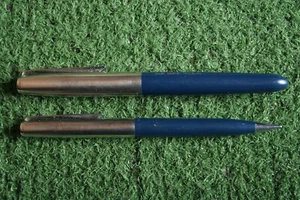 Vintage PARKER "21" Blue & Silver Fountain Pen & Mechanical Pencil Lot - Picture 1 of 11