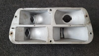 Reflector de luz trasera derecha TRIUMPH TR7 Foto 1 de 4