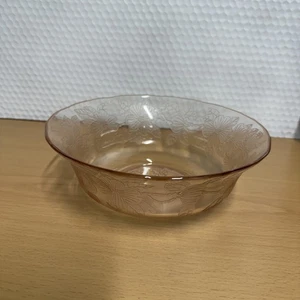 Macbeth Evans DOGWOOD PINK 8 1/2" BERRY BOWL - Picture 1 of 5