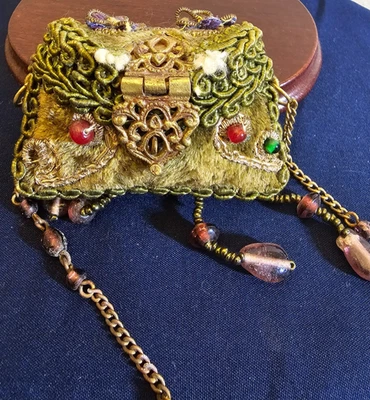 ANTIQUE VELVET BEADED CHATELAINE STYLE PURSE W/APPLIQUES APPROX 2.5" OLIVE GREEN - Image 1 of 4