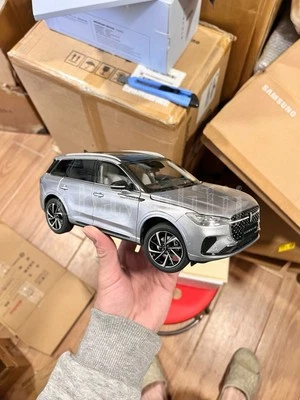 Литая синяя модель автомобиля Lincoln Corsair Whisper в масштабе 1:18 2024 ~ 2025 с основанием - Изображение 1 из 4