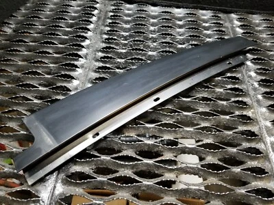 06 07 08 09 10 BMW 528I E60 PORTA TRASEIRA ESQUERDA DO LADO DO MOTORISTA B ACABAMENTO DE PILAR MOLDURA FABRICANTE DE EQUIPAMENTO ORIGINAL - Imagem 1 de 4