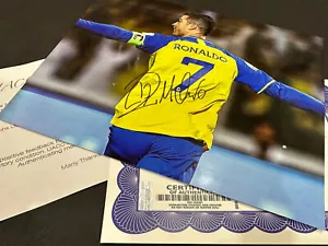 HAND SIGNED Cristiano Ronaldo Al-Nassr 10x8 GENUINE AUTOGRAPH PHOTO + COA - Picture 1 of 1