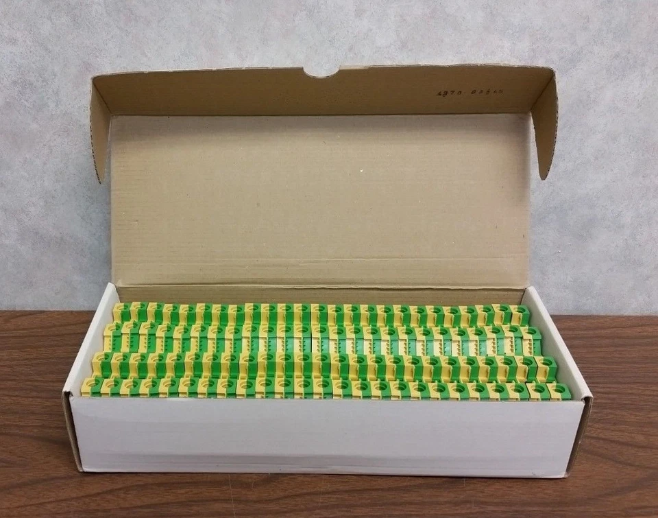 NEW Box of 50 Eaton Cutler-Hammer C383SL16 Ground Terminal Blocks - Image 1 of 1