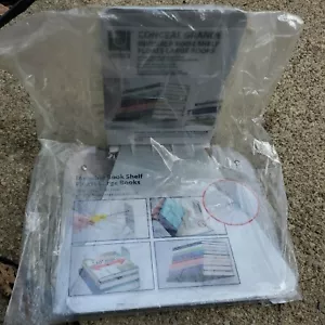 Estante de pared para libros invisible Umbra Conceal Grande plateado grande - Imagen 1 de 4