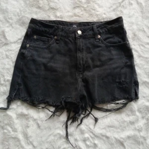 River Island Dark Wash Denim Black Jean Cut Off Short Distressed Shorts Size S/M - Picture 1 of 23