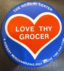 Vintage - Love Thy Grocer - Strumpfwaren Mittelbeine Unterhosen nur meine Größe Knopf - Bild 1 von 2