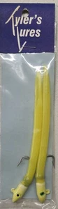 2 gelbe Jigs von Calvin Tyler mit gelber Hose und 1/0 Haken - Bild 1 von 1