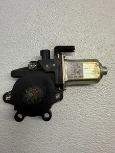 2004-2012 Chevrolet Colorado CREW CAB Front Right Door Window Motor CM091970 OEM - Picture 1 of 14