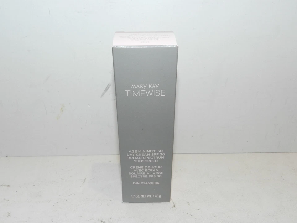 MARY KAY TIMEWISE AGE MINIMIZE 3D DAY CREAM SPF 30 Normal To Dry NEW NIB 173123 - Image 1 of 1
