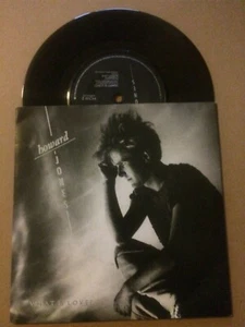 HOWARD JONES WHAT IS LOVE ? OG UK 1983 WEA 7" 45 HOW 2 - Picture 1 of 1