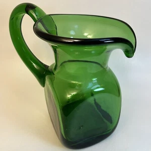 Mid Century Italian 9" Emerald Green Hand Blown Glass Pitcher Square Base 2 Qt. - Picture 1 of 12