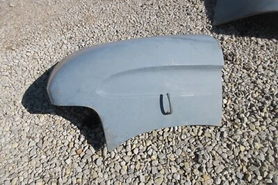 1963 1964 1965 Ford COE Big Job LEFT HOOD SIDE PANEL Solid F-600 700 800 Cabover Foto 1 de 4