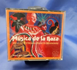 Maya Lopez-Santamaria Musica De La Raza: Mexikanische und Chicano-Musik in Minnesota - Bild 1 von 2