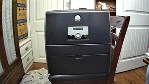 Dell 3010cn Color Laser Printer - Picture 1 of 7