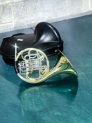 Cuerno francés doble Yamaha YHR-567 - dorado Foto 1 de 4