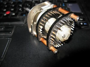 precision rotary switch thick silver audio volume ELCOM NORTHAMPTON Stereo hi fi - Picture 1 of 6