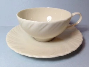 Lenox Skulptur Tasse & Untertasse Set(s) - Bild 1 von 2